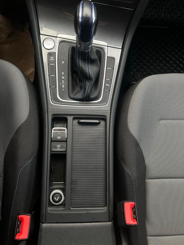 2015 VOLKSWAGEN GOLF - 22
