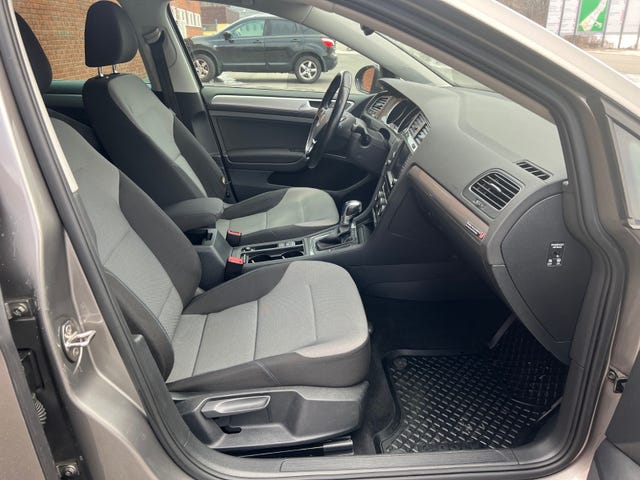 2015 VOLKSWAGEN GOLF - 13