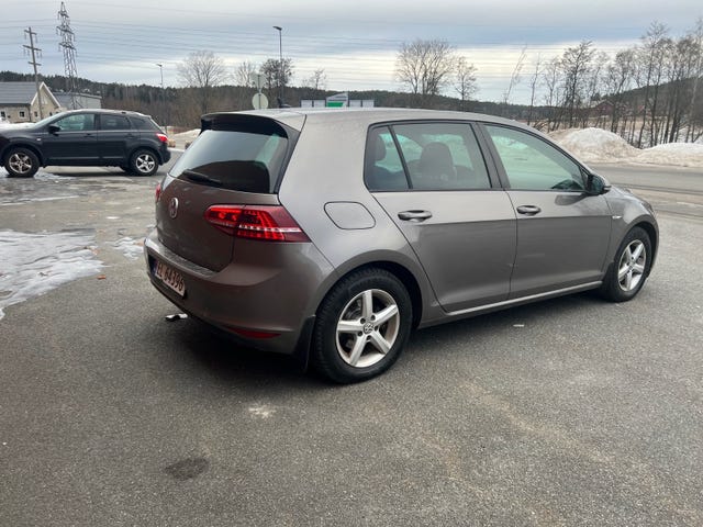2015 VOLKSWAGEN GOLF - 8