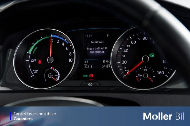 2019 VOLKSWAGEN GOLF - 17
