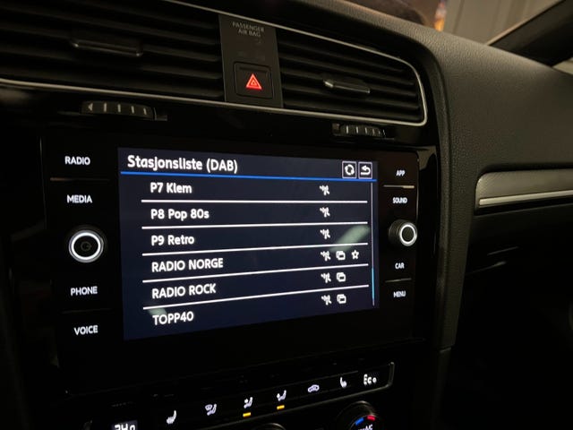 2019 VOLKSWAGEN GOLF - 25