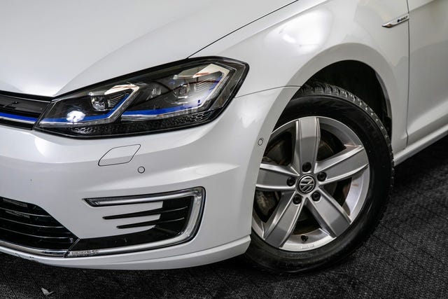 WVWZZZAUZK8907566 2019 VOLKSWAGEN GOLF-1