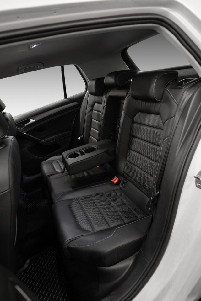 2019 VOLKSWAGEN GOLF - 23