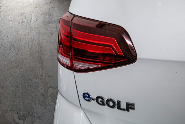 2019 VOLKSWAGEN GOLF - 11