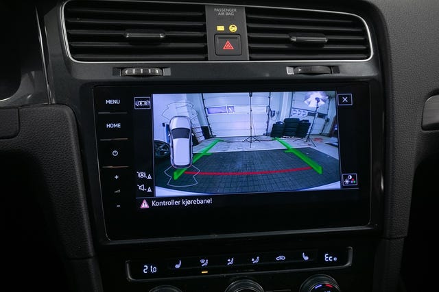 2019 VOLKSWAGEN GOLF - 17