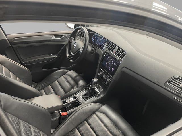 2019 VOLKSWAGEN GOLF - 12