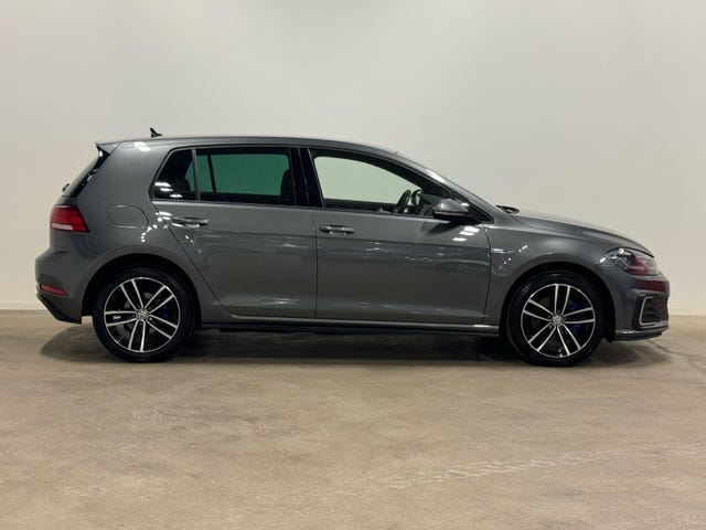 WVWZZZAUZKW800704 2019 VOLKSWAGEN GOLF-3