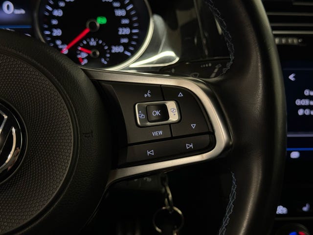 2019 VOLKSWAGEN GOLF - 26