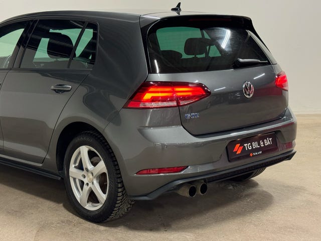 2019 VOLKSWAGEN GOLF - 8