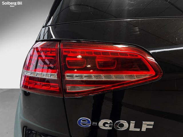 2015 VOLKSWAGEN GOLF - 8