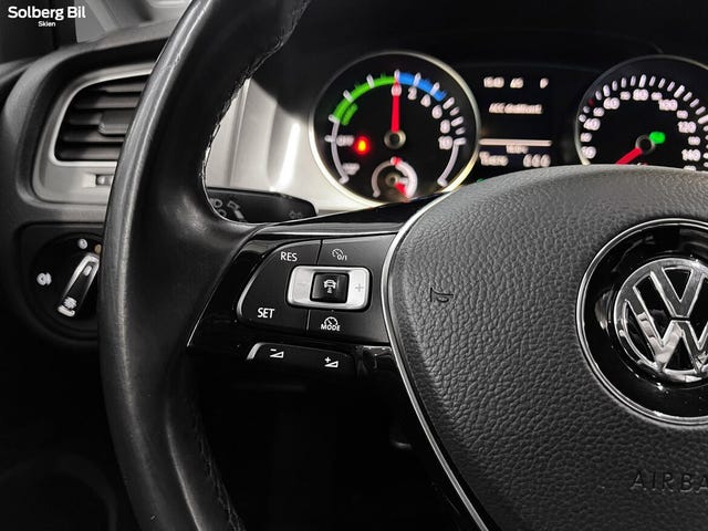 2015 VOLKSWAGEN GOLF - 15