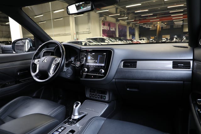2020 MITSUBISHI OUTLANDER - 13