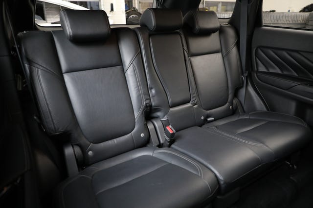 2020 MITSUBISHI OUTLANDER - 24