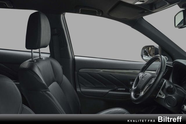 2020 MITSUBISHI OUTLANDER - 24