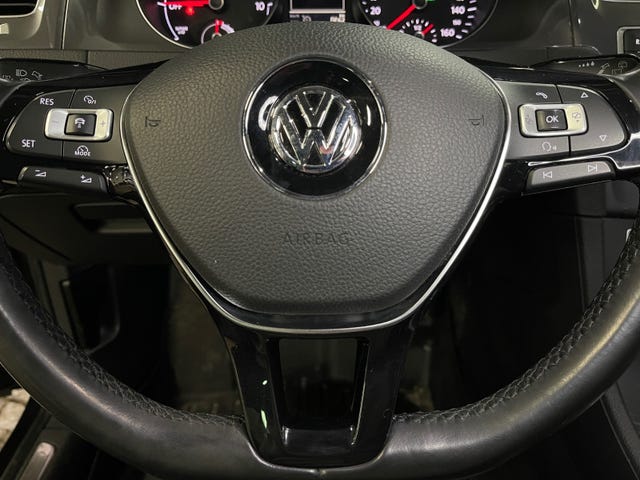 2015 VOLKSWAGEN GOLF - 15