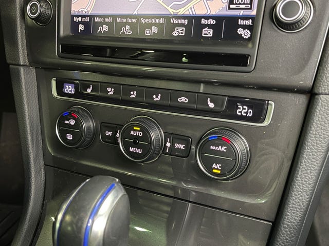 2015 VOLKSWAGEN GOLF - 9