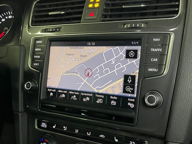 2015 VOLKSWAGEN GOLF - 10