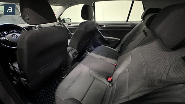2018 VOLKSWAGEN GOLF - 40