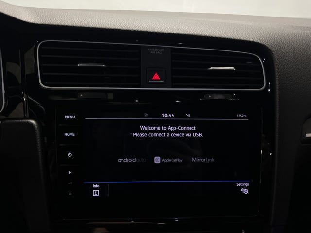 2018 VOLKSWAGEN GOLF - 29