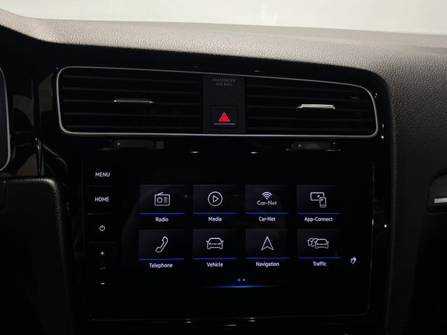2018 VOLKSWAGEN GOLF - 25
