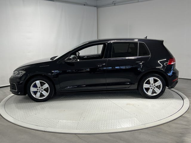 WVWZZZAUZJW813521 2018 VOLKSWAGEN GOLF-5