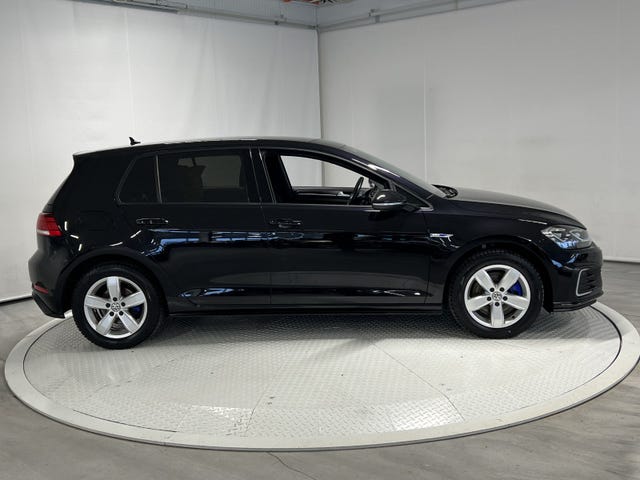 2018 VOLKSWAGEN GOLF - 14
