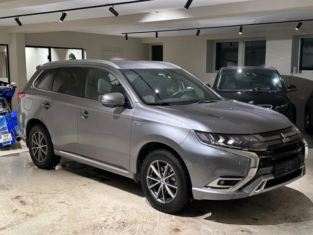 JMBXDGG3WLZ008123 2020 MITSUBISHI OUTLANDER-0