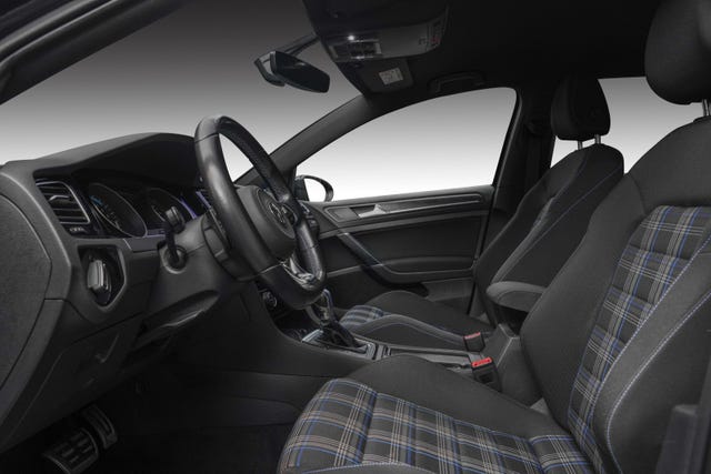 2018 VOLKSWAGEN GOLF - 19