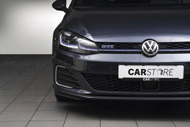WVWZZZAUZJW805961 2018 VOLKSWAGEN GOLF-3
