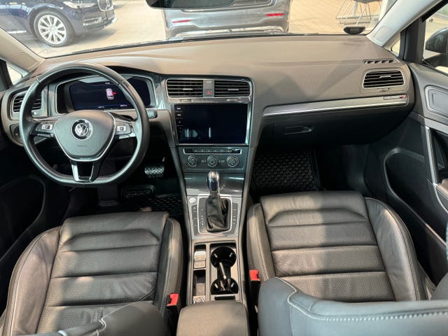 2019 VOLKSWAGEN GOLF - 10