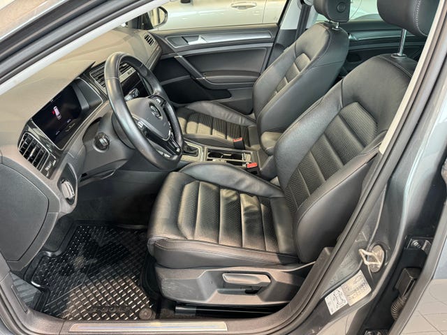 2019 VOLKSWAGEN GOLF - 11