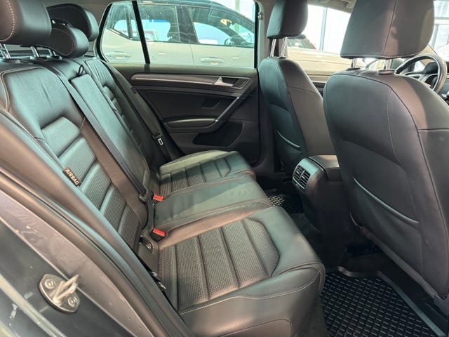 2019 VOLKSWAGEN GOLF - 9