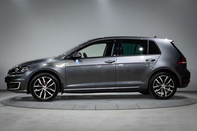 2019 VOLKSWAGEN GOLF - 13