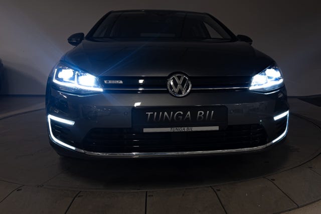 2019 VOLKSWAGEN GOLF - 38