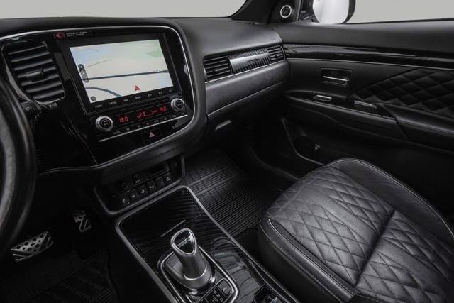 2020 MITSUBISHI OUTLANDER - 19
