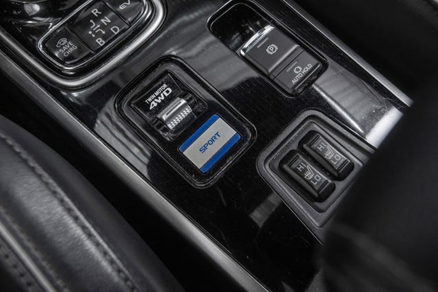 2020 MITSUBISHI OUTLANDER - 21