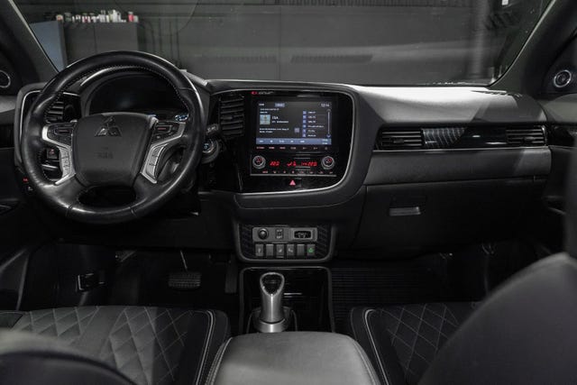 2020 MITSUBISHI OUTLANDER - 35