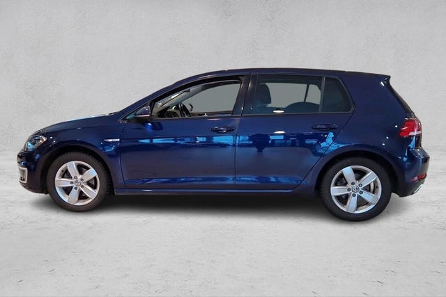 WVWZZZAUZJ8910100 2018 VOLKSWAGEN GOLF-1