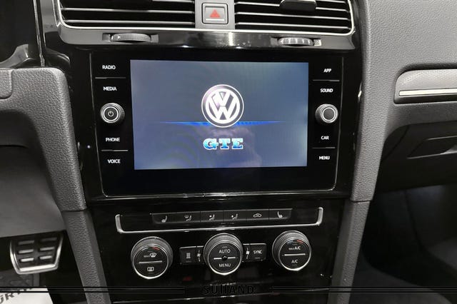 2018 VOLKSWAGEN GOLF - 13