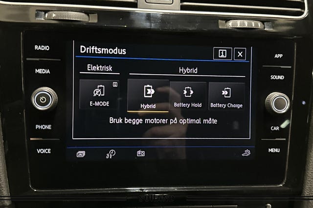 2018 VOLKSWAGEN GOLF - 26