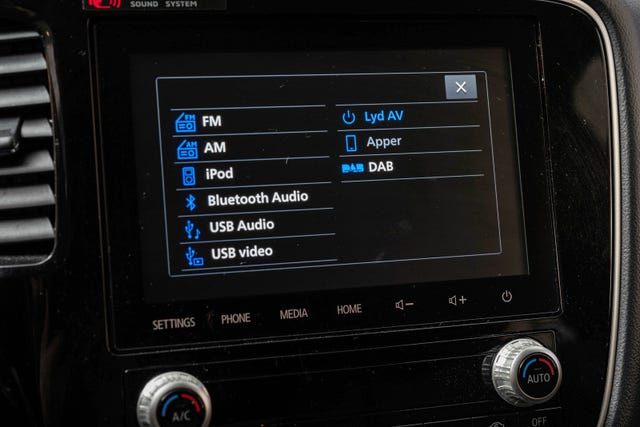 2020 MITSUBISHI OUTLANDER - 21