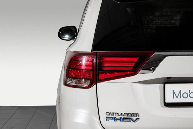 2020 MITSUBISHI OUTLANDER - 8