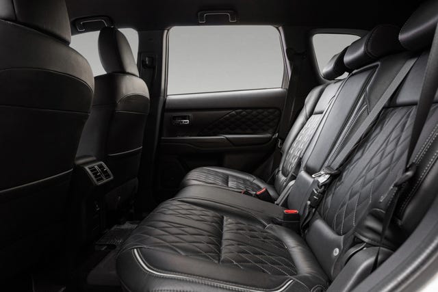 2020 MITSUBISHI OUTLANDER - 24