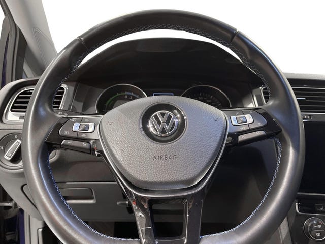 2019 VOLKSWAGEN GOLF - 8