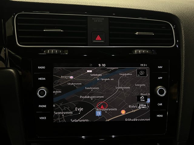 2018 VOLKSWAGEN GOLF - 29