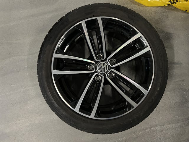 2018 VOLKSWAGEN GOLF - 8