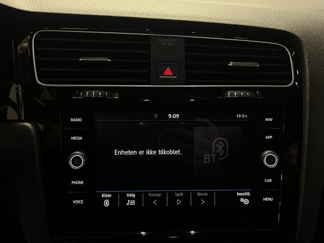 2018 VOLKSWAGEN GOLF - 26
