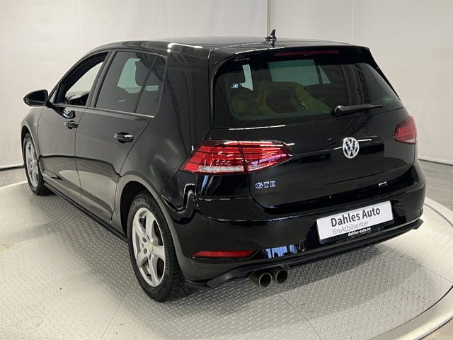 2018 VOLKSWAGEN GOLF - 16