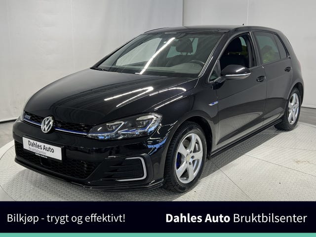 WVWZZZAUZJW802151 2018 VOLKSWAGEN GOLF-0