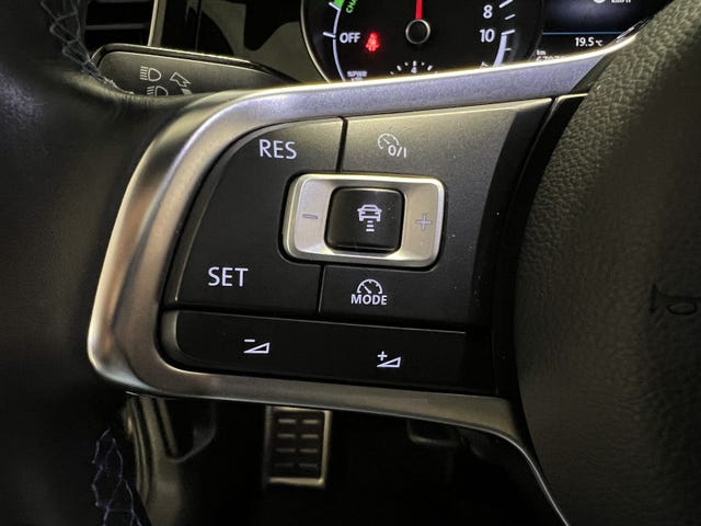 2018 VOLKSWAGEN GOLF - 21